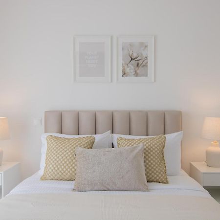 파포스 Phaedrus Living: Seaview Luxury Flat Limnaria 134 아파트 외부 사진