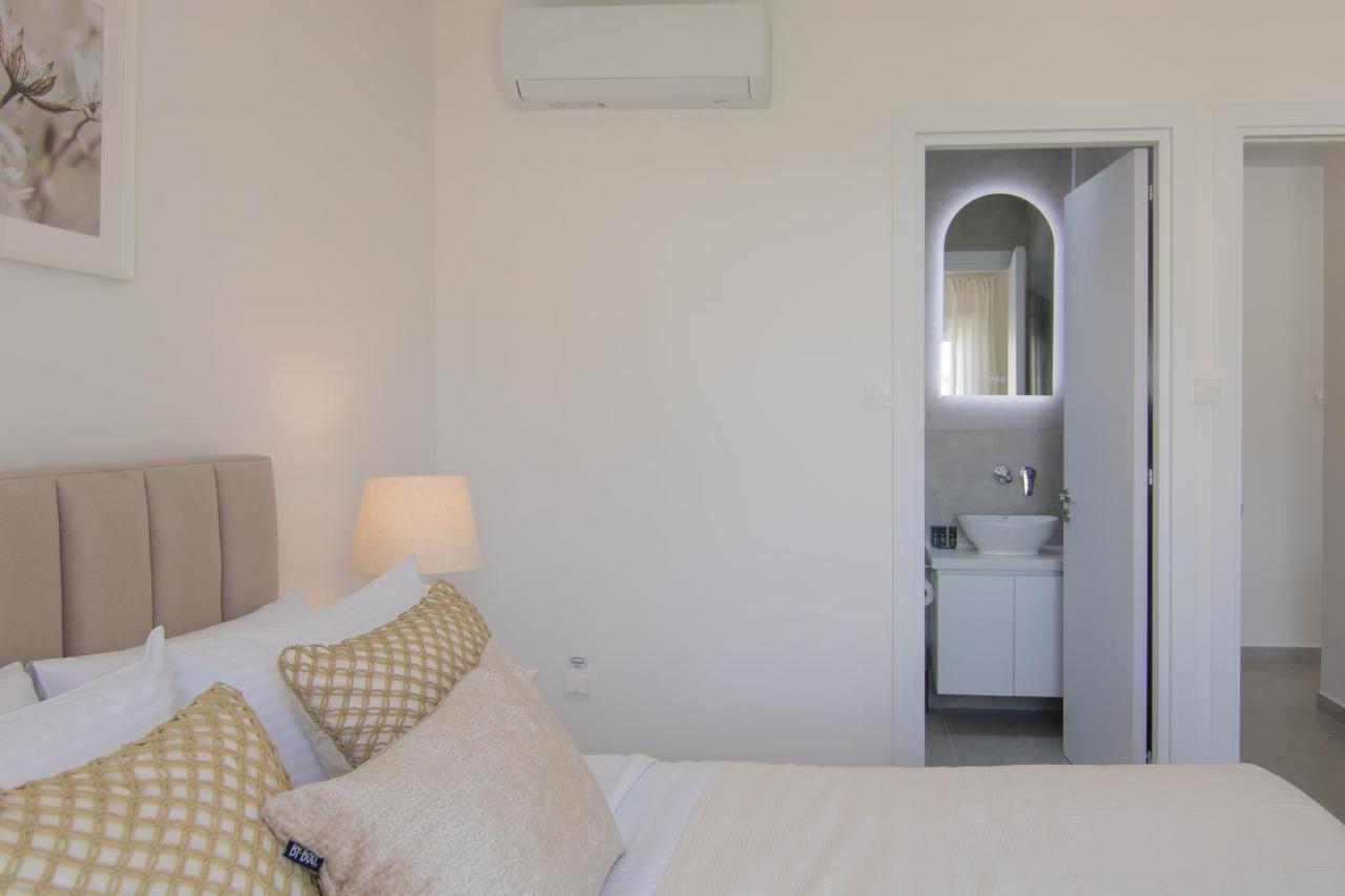 파포스 Phaedrus Living: Seaview Luxury Flat Limnaria 134 아파트 외부 사진